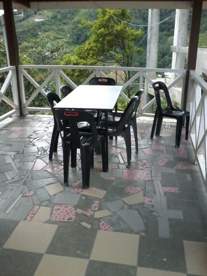 Dongorit Cabin House 1 Kundasang Екстер'єр фото