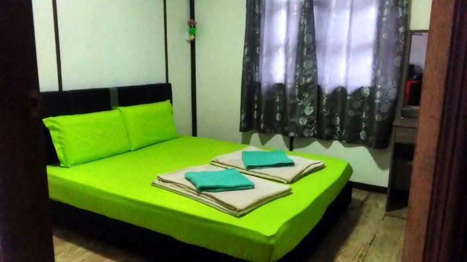 Dongorit Cabin House 1 Kundasang Екстер'єр фото